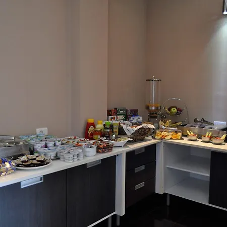 ホテル Dolce International