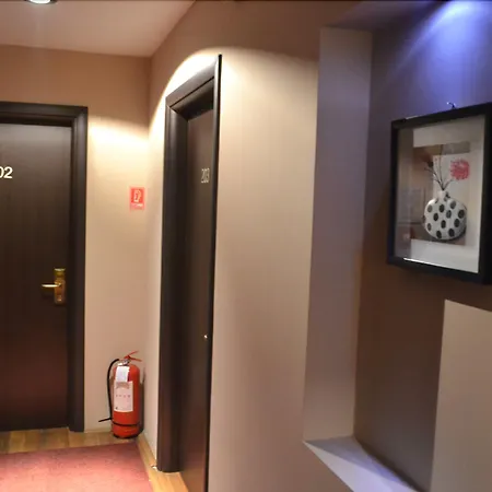 Dolce International ホテル