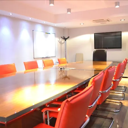 Szálloda Dolce International Szkopje