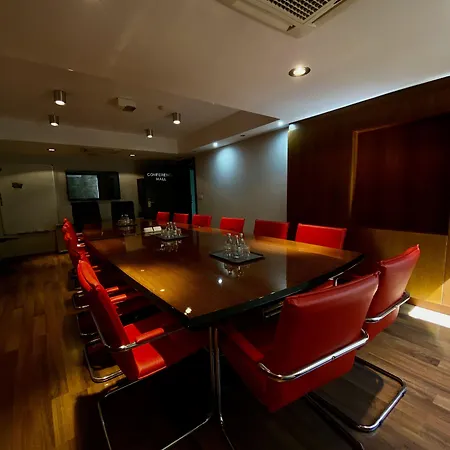 Dolce International 4*