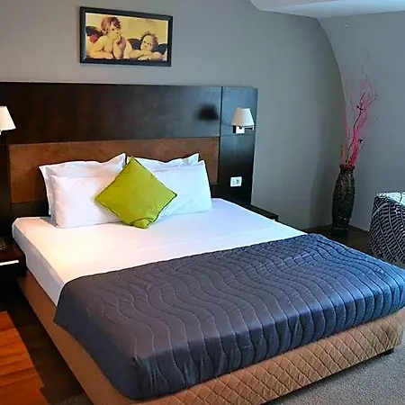Dolce International 4*