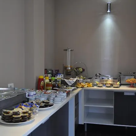 ホテル Dolce International