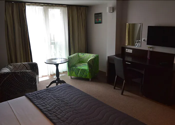 Dolce International Hotel 4*