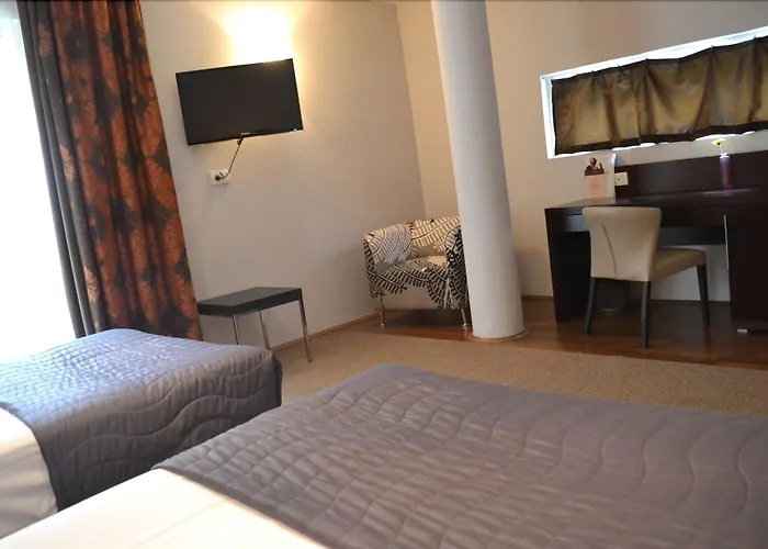 Dolce International Hotel 4*