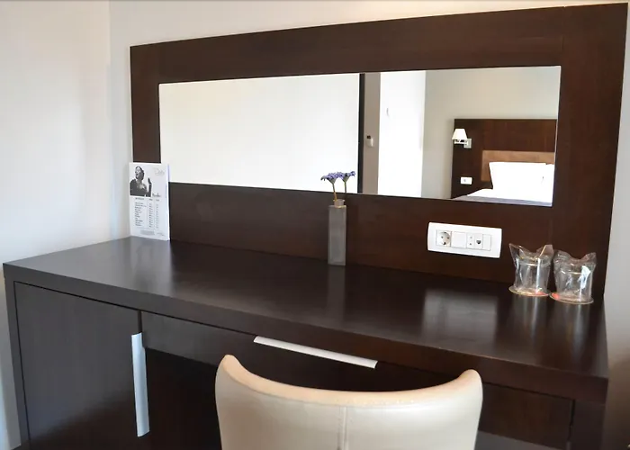 Dolce International 4*